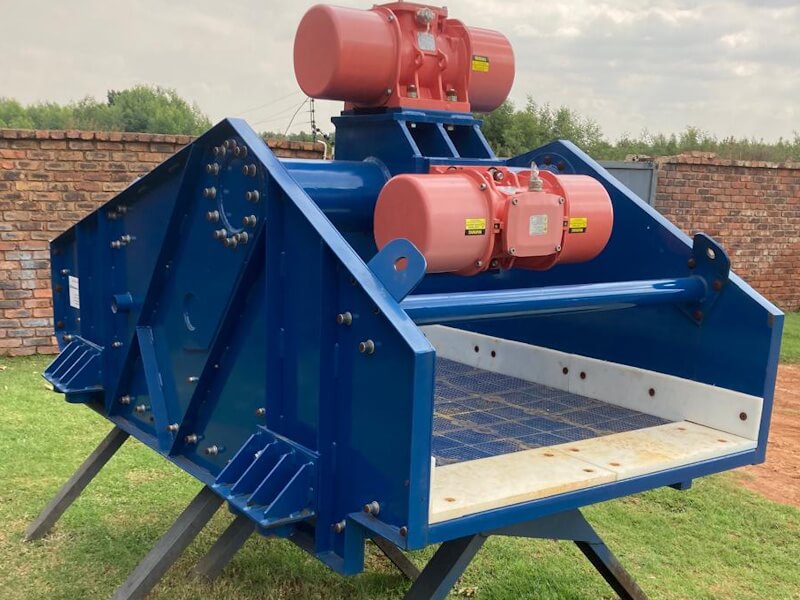 CAA467 Vibrating Screen, single deck, 3 ft x 6 ft