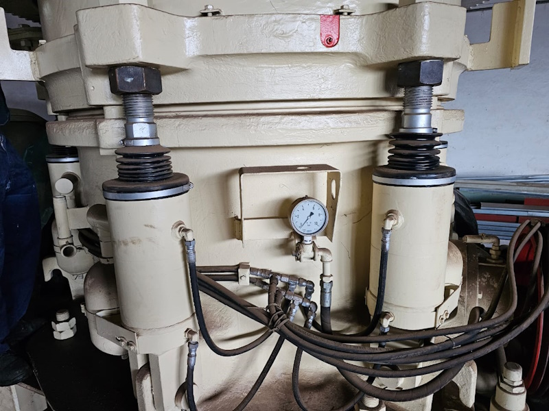 DAC635 Nordberg Metso HP300 Cone Crusher