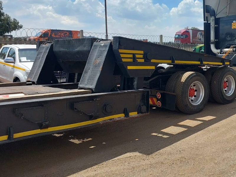 VAD122 Low Bed Trailer, 4 axle, 60 ton, (Abnormal) - Image 2