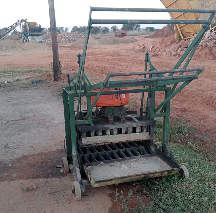 LAD074 Brick Manufacturing Machines