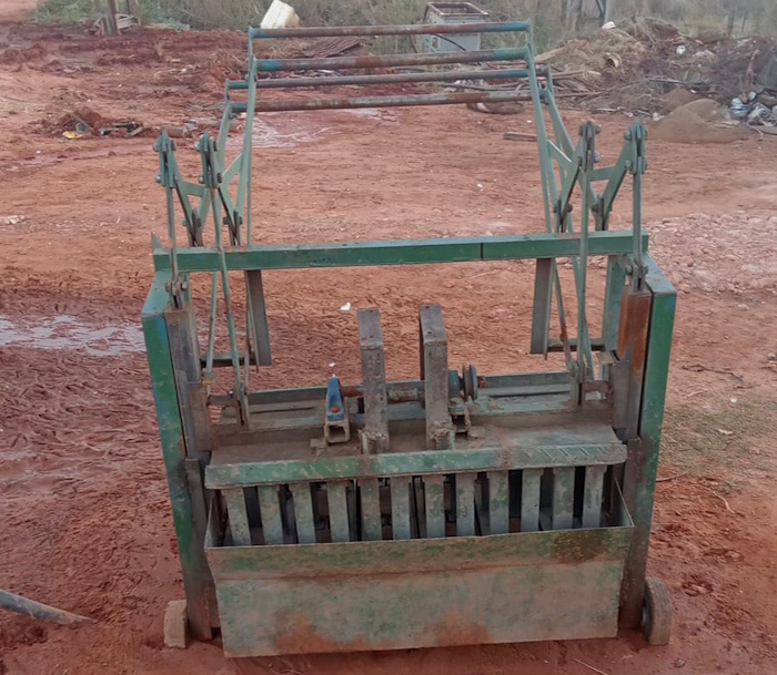 LAD074 Brick Manufacturing Machines - Image 3